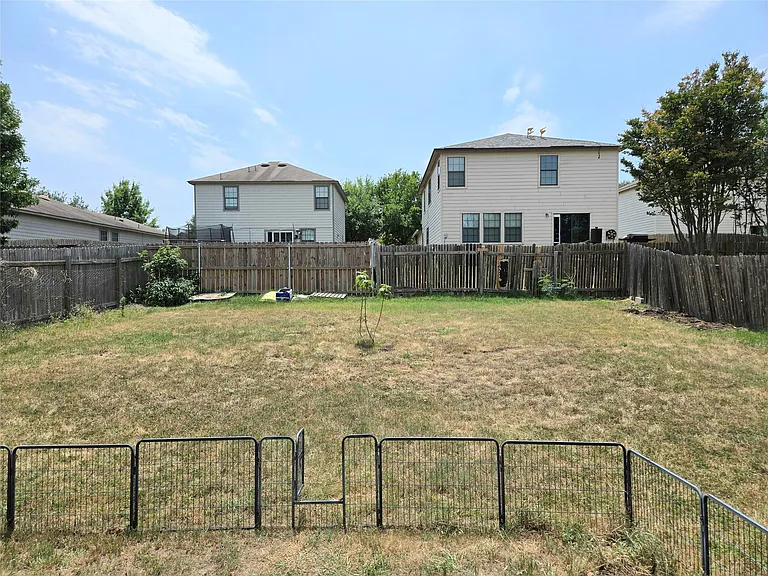 161 Beech Dr — Photo 18