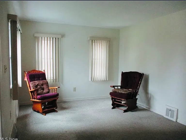 9300 Plymouth Ave — Photo 12