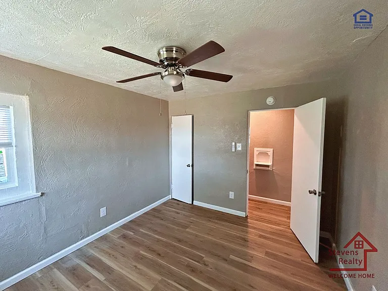 2323 NW Bell Ave — Photo 11