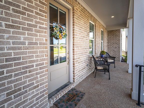 2nd image of 542 Ashburn Dr