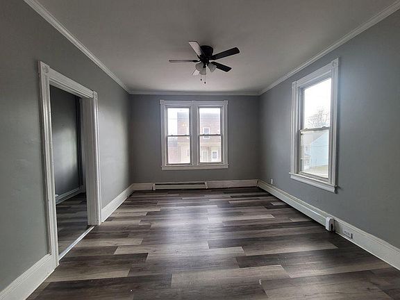 2nd image of 7 Heckman St