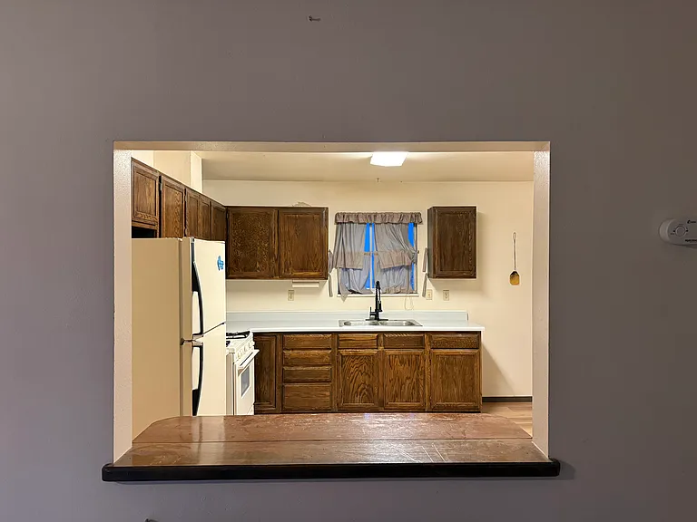 1400 York Ave — Photo 11