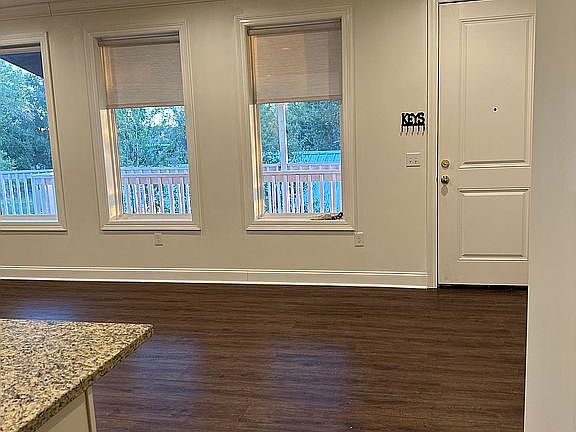 5th image of 624 Lafayette St #1