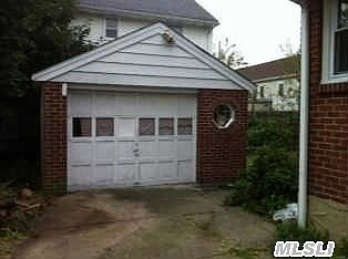 2nd image of 105 N 10th St