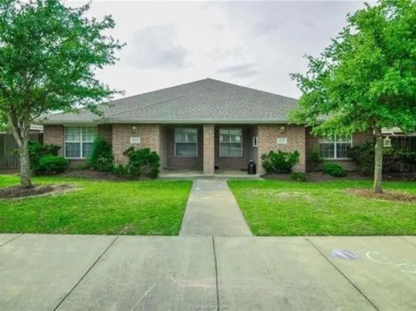 937-939 Sun Meadow St, College Station, TX 77845