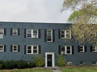 1110 N Kenilworth St APT 8, Arlington, VA 22205