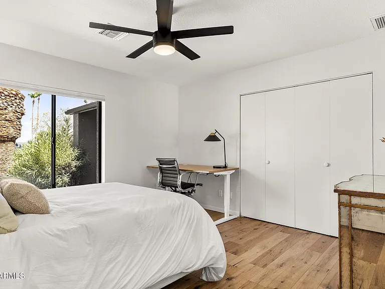 2601 E Sahuaro Dr — Photo 20