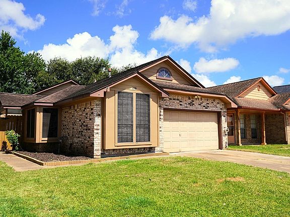 2nd image of 106 Coffee Ln