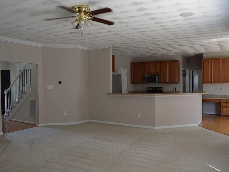 13319 Naylors Blue Ct — Photo 4