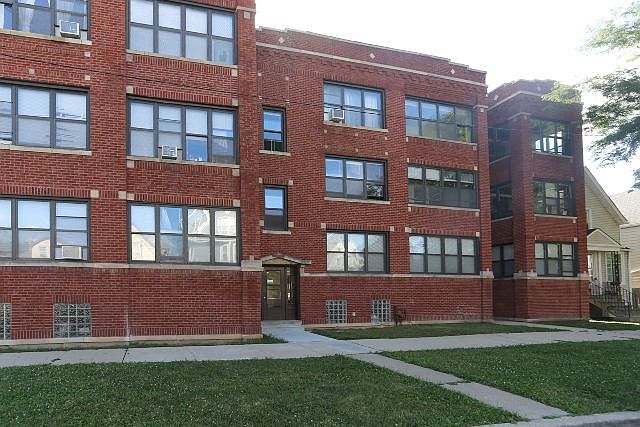 1st image of 3825 N Drake Ave #3
