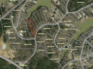 201 Commonwealth Dr, Ninety Six, SC 29666