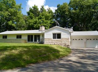 2781 Big Hills Dr, Rochester, IN 46975