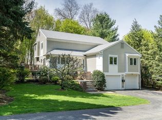 18 Heathwood Ln, Brookline, MA 02467