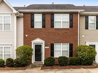 1756 Olivers Crossing Cir, Winston Salem, NC 27127