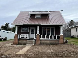 502 N Dakota St, Clark, SD 57225