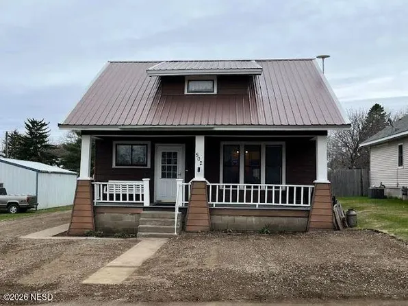 502 N Dakota St, Clark, SD 57225