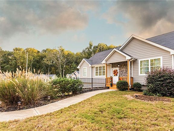 2nd image of 355 Conner Ct