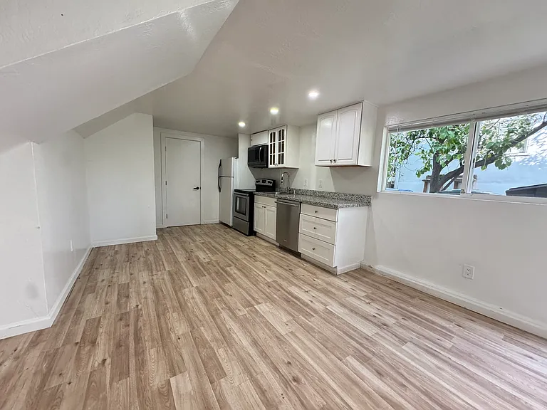 535 Central Ave #2 — Photo 1
