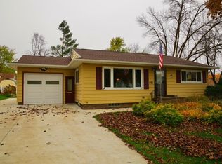 1132 Linn Ave, Owatonna, MN 55060