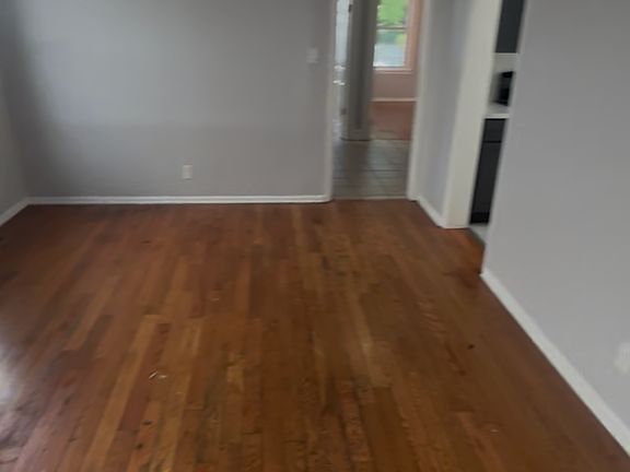 4th image of 272 Clinton Pl #1