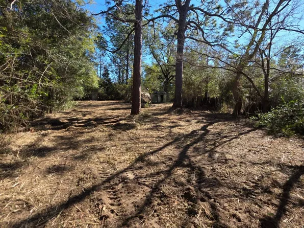 1908 Gravel Pit Rd, Chipley, FL 32428