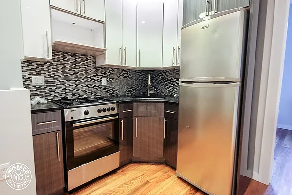 Rented by MySpaceNYC | media 40