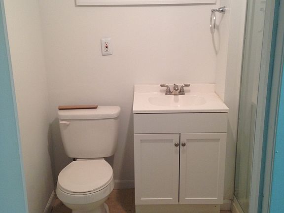 3rd image of 2752 E 64th St