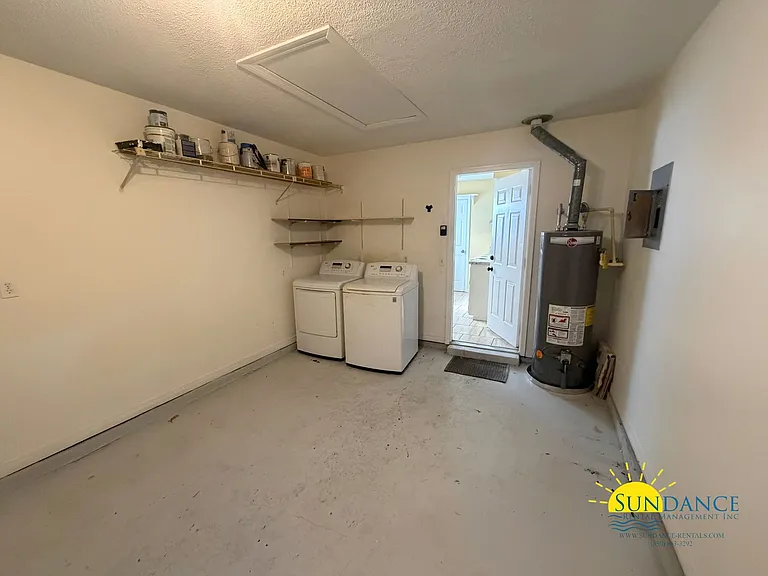 134 Midland Ct — Photo 14