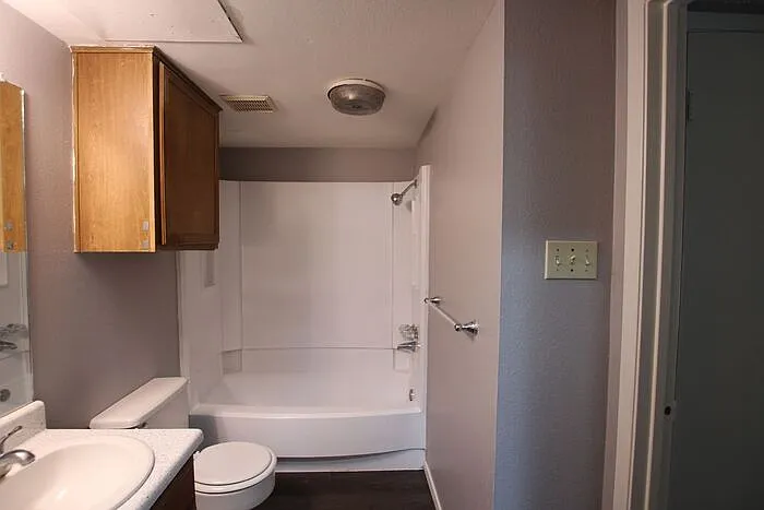 420 W Heritage Dr #211 — Photo 18