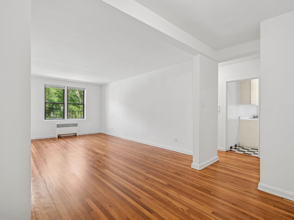 1st image of 20-41 Seagirt Blvd Unit 4F