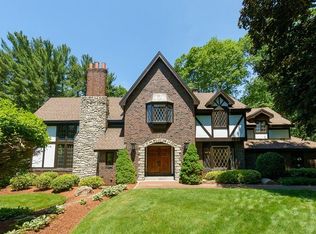 323 Forest St, Dunstable, MA 01827