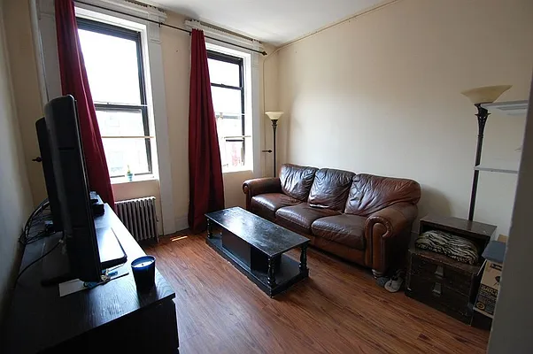 Rented by REAL New York | media 1