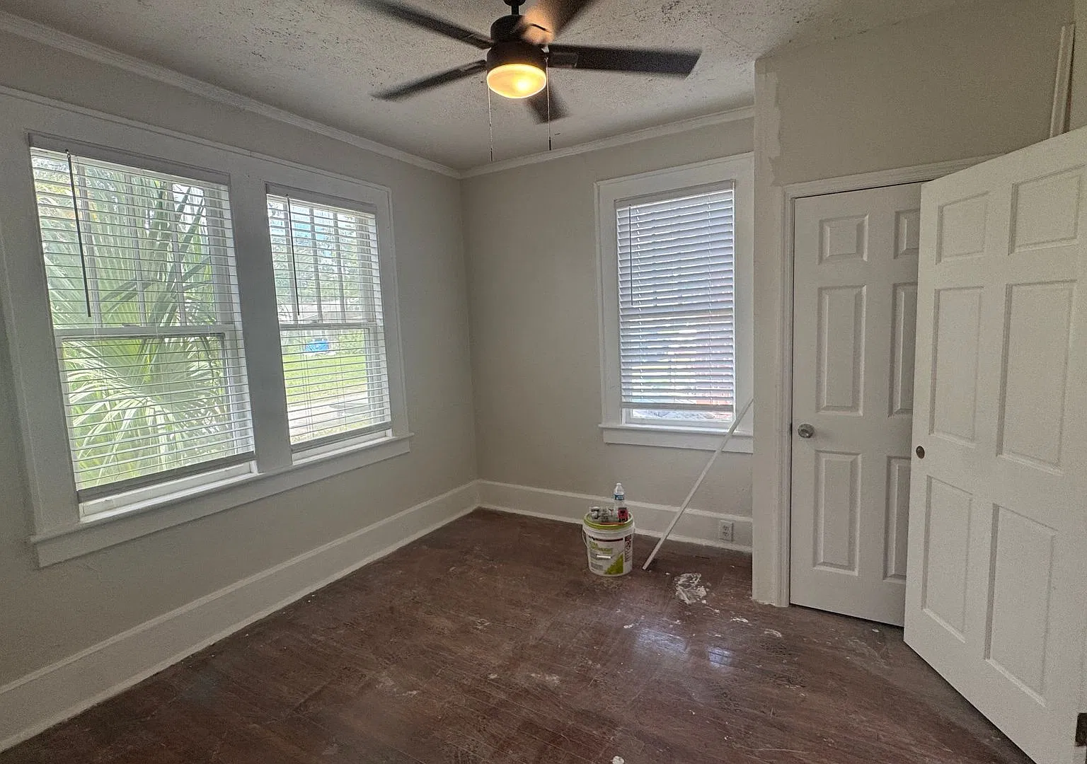 Single Family Home - Three Bedroom Under Renovation — Photo 4