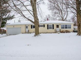 17400 Wilshire Dr, South Bend, IN 46635