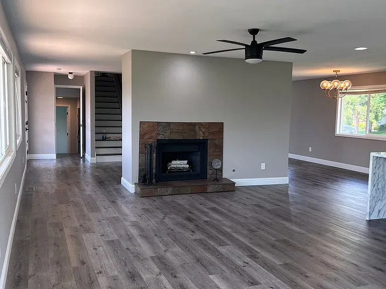 7370 Pembroke Dr — Photo 11