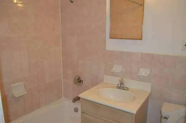 Rented by Dream Space Realty | media 22