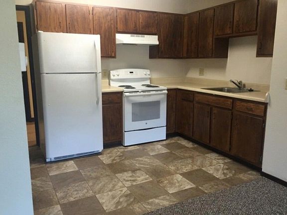 2nd image of 101 N Center Ave #13254222