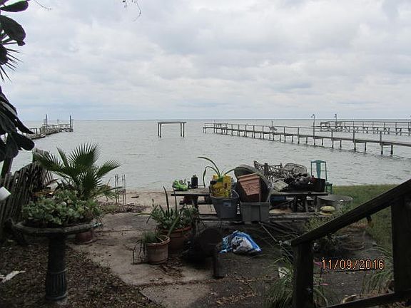 4th image of 7 Belaire Dr