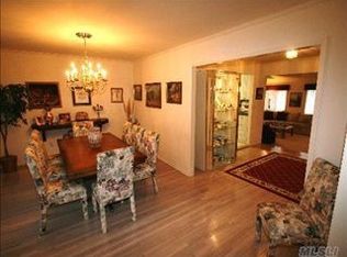 1283 Pleasant Rd, Wantagh, NY 11793