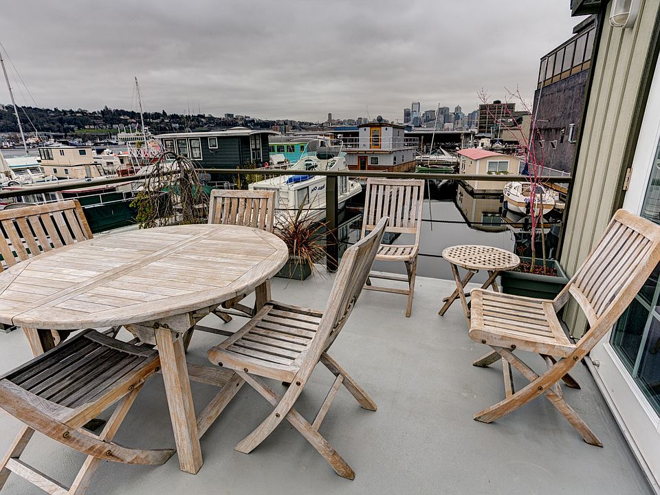 1st image of 2040 Westlake Ave N #1