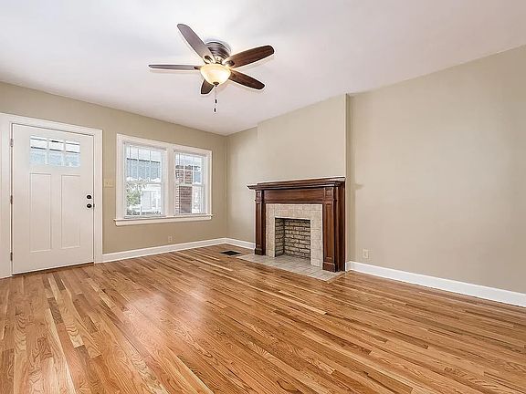 3rd image of 27 W California Ave