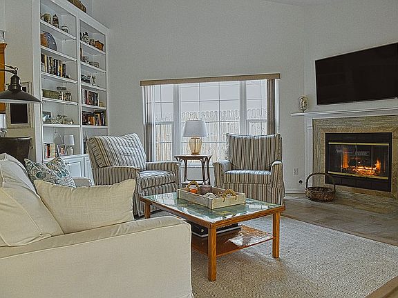 5th image of 4859 Klosterman Oaks Blvd