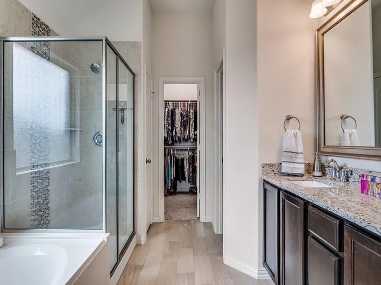 9108 Bronze Meadow Dr — Photo 13