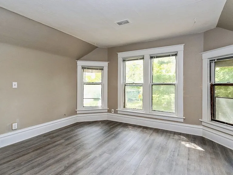 800 Kimball Rd — Photo 6