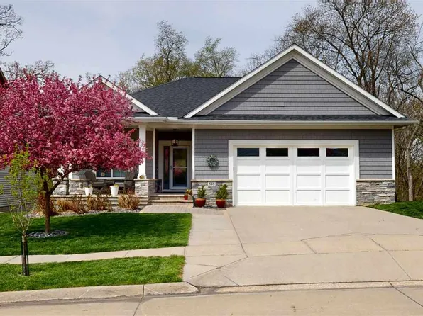 848 Sugar Loaf Cir, Iowa City, IA 52245