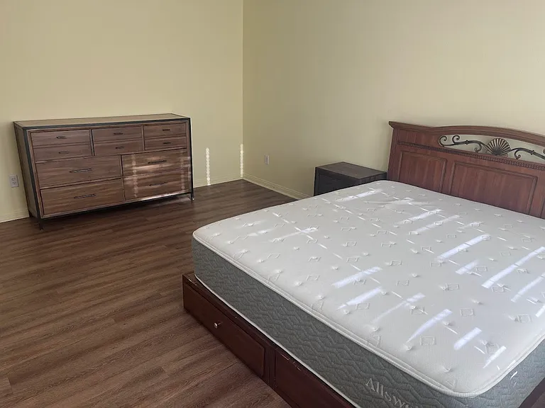 2435 Bruin Pl — Photo 11