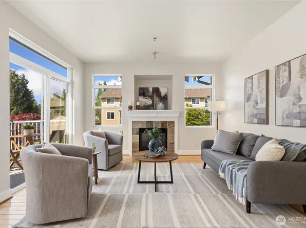 551 241st Lane SE, Sammamish, WA 98074