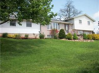399 Patterson Ln, Rostraver Township, PA 15012