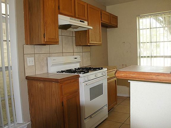 2nd image of 6706 Liberty Valley Dr #1