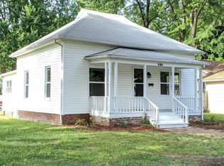536 W Main St, Cherryvale, KS 67335